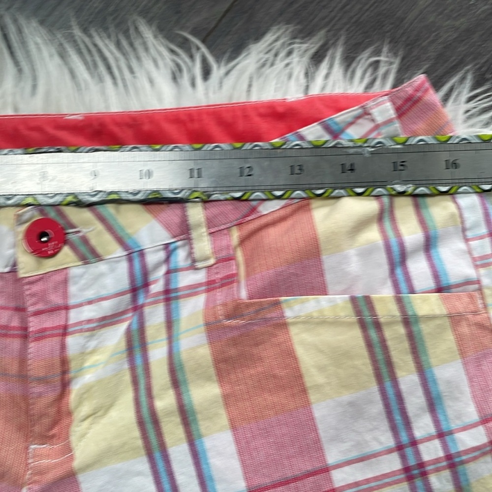 Oakley Plaid Womens Board Shorts size 29 - Picture 7 of 11